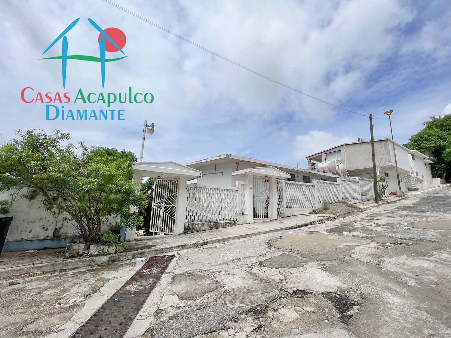 Lomas de Cortés Casa 43 - Fachada 1